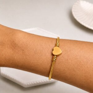 Bracelete Feminina Coração Elegance em Aço PVD com Banho a Ouro 18K