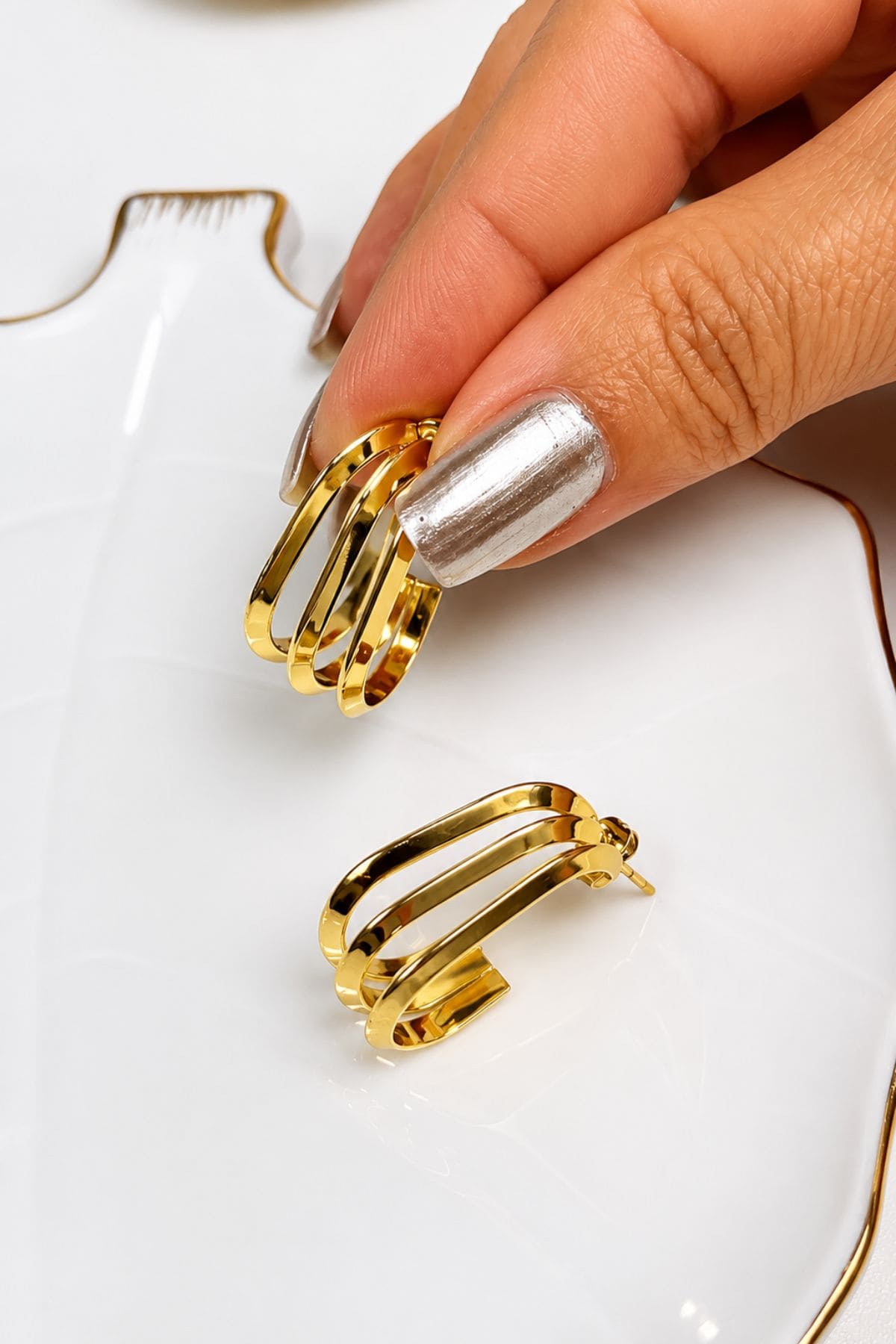 Brinco Argola Tripla Aço PVD com Banho em Ouro 18K - Imagem 2