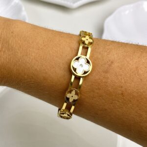 Bracelete Feminina Trevo Elegance em Aço PVD e Banho a Ouro 18K